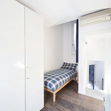 Mora 12 Apartamento Milão
